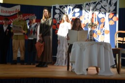 83806350 36bb 42b9 b7ce 570e58a2312b uai