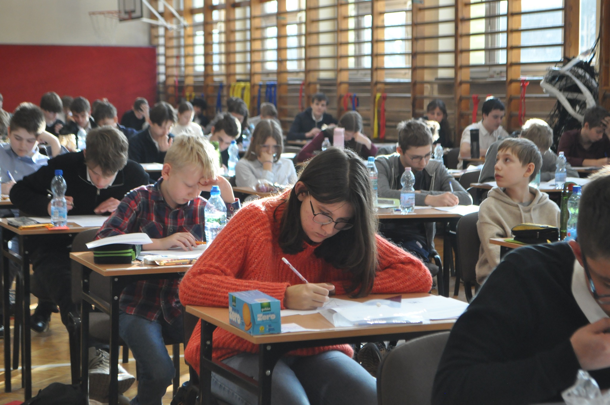 XXI Olimpiada Matematyczna Juniorów 1 Marianna Kurowicka podczas 2. etapu XXI OMJ