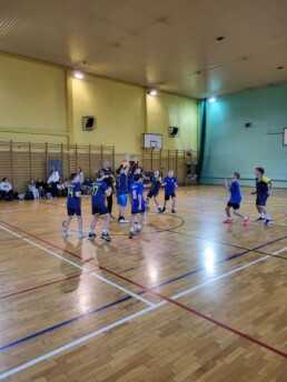 OIZU9339 6 OIZU9339 uai