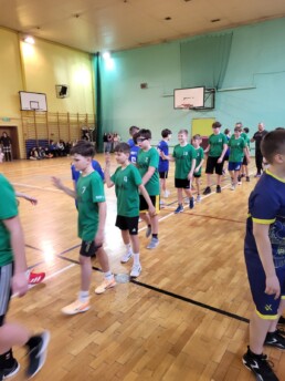 OOMW9580 7 OOMW9580 uai