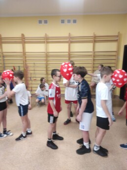 RMXX4988 38 RMXX4988 uai