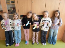 QRRM0761 7 QRRM0761 uai