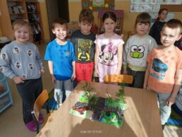 SUUA7093 9 SUUA7093 uai