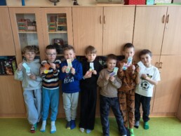 XFXI8386 14 XFXI8386 uai