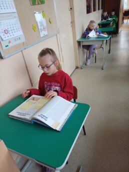 IVVB5608 11 IVVB5608 uai