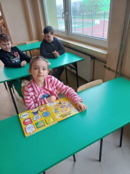 VAAT6685 25 VAAT6685 uai