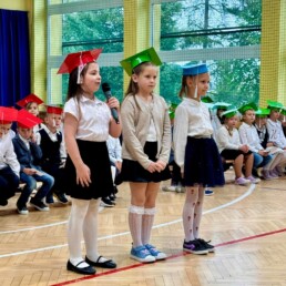Pasowanie na ucznia klas pierwszych 3 SANP5508 uai